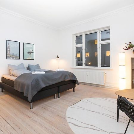 Come Stay In Aarhus - Close To Everything 4 People Extérieur photo